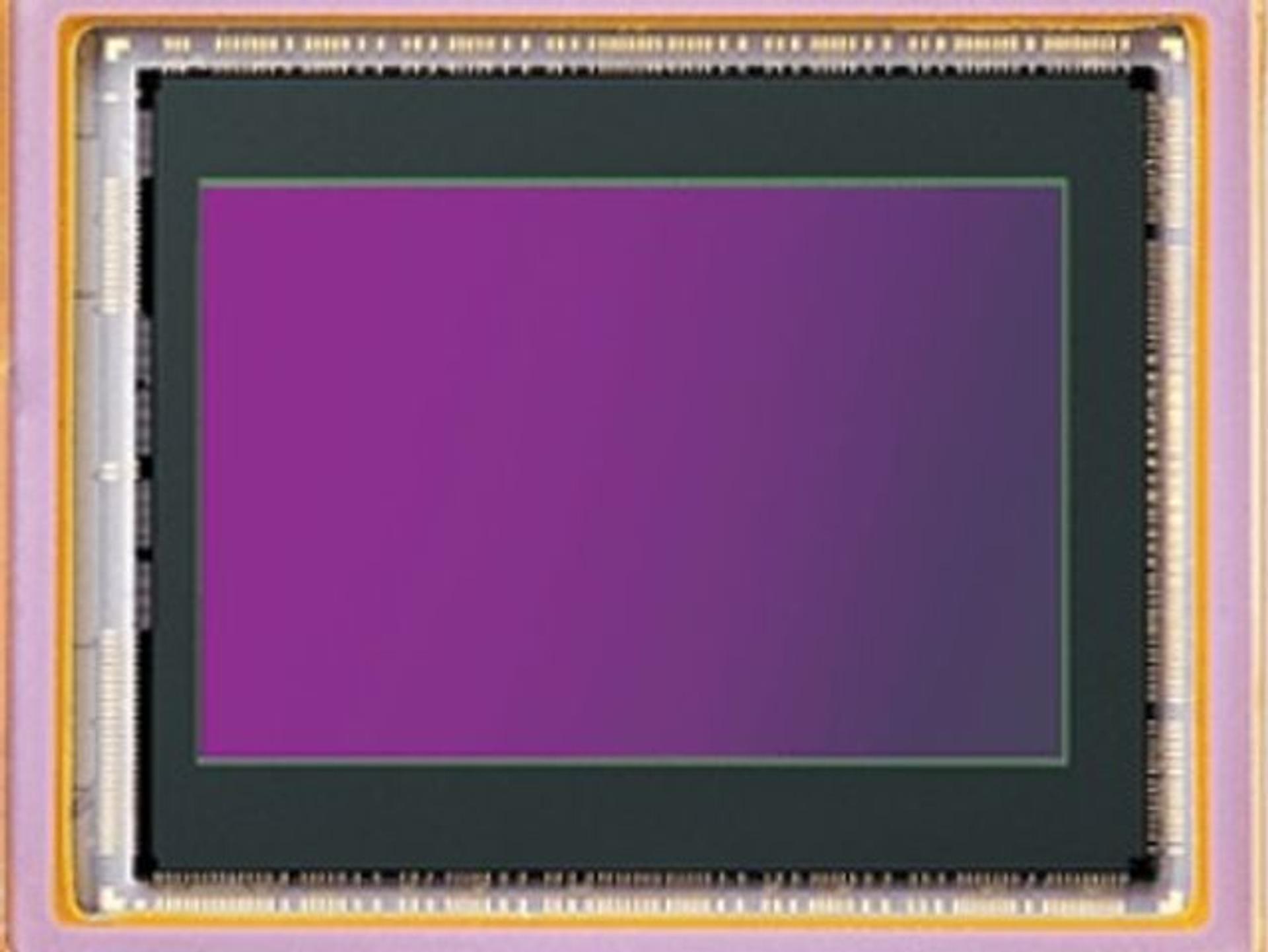26.1MP X-Trans CMOS 4 Sensor
