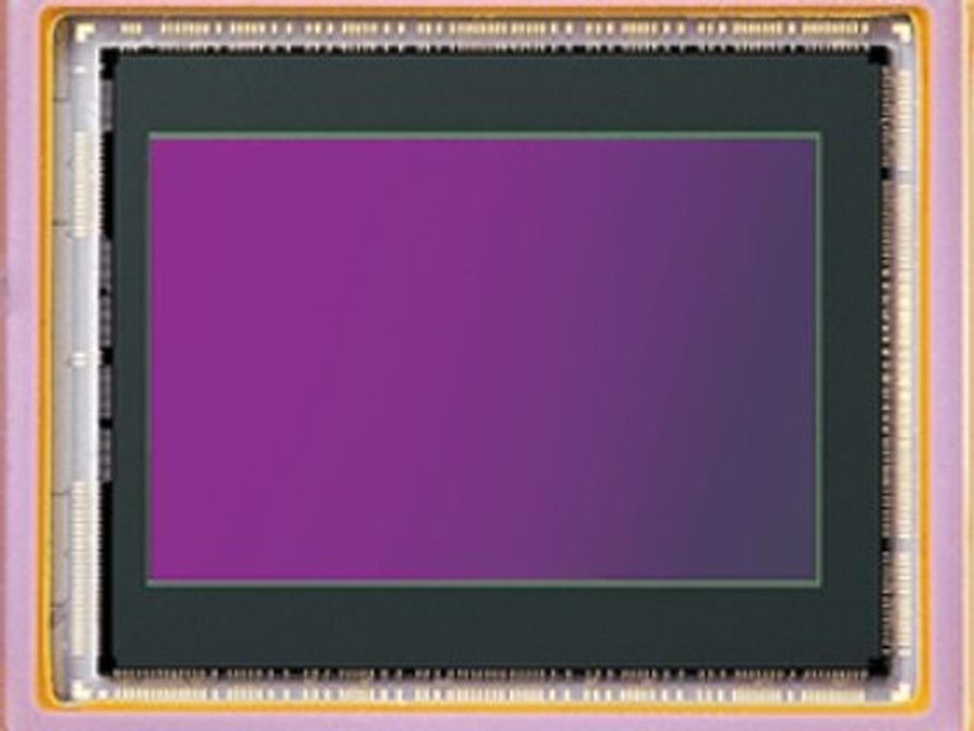 26.1MP X-Trans CMOS 4 Sensor