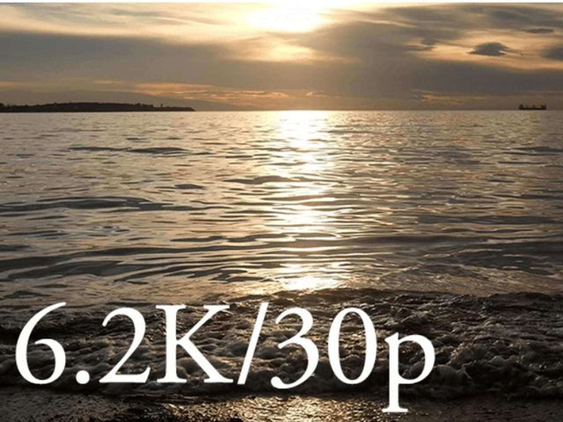6.2K/30p 4:2:2 10-Bit Internal Recording