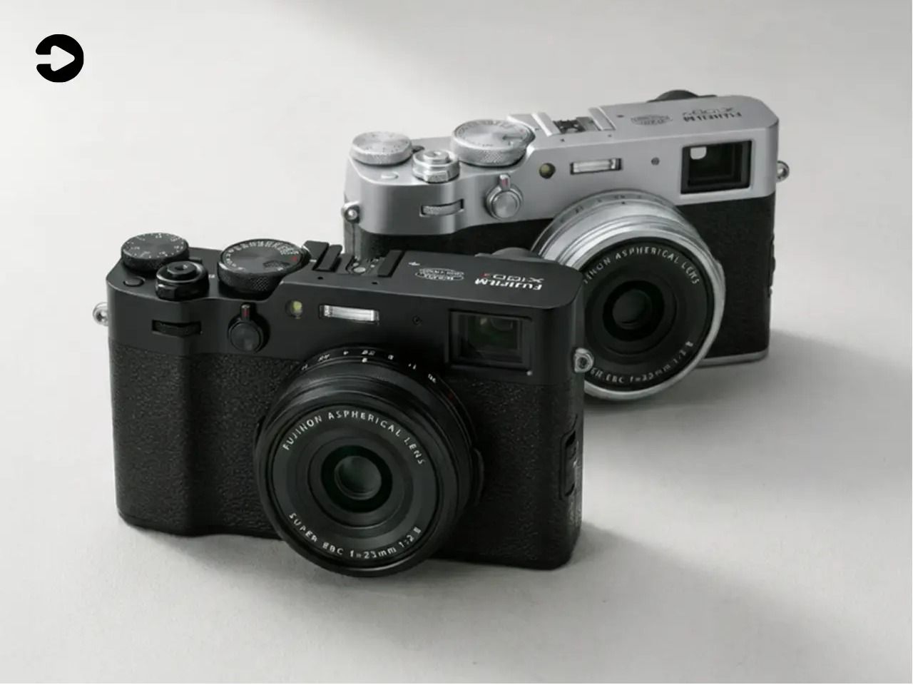 Fujifilm X100VI Mirrorless Camera with 23mm f/2.0 Fixed Lens - Black